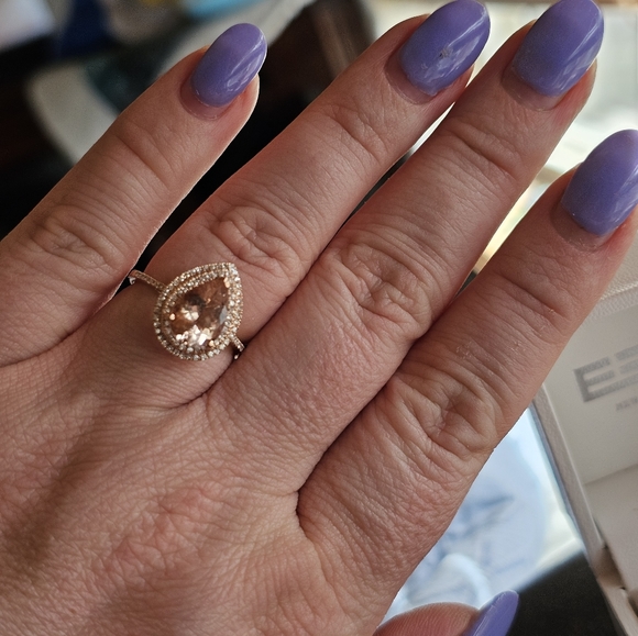 Effy 14k Morganite & diamond ring size 7. Rose gold. Resizeable by a jeweler. Pe - Picture 2 of 9